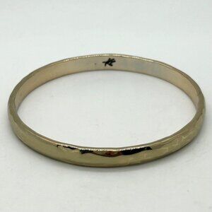 Vintage Kenneth Cole Bangle Bracelet Gold Tone Hammered Signed Stackable SZ 7.5